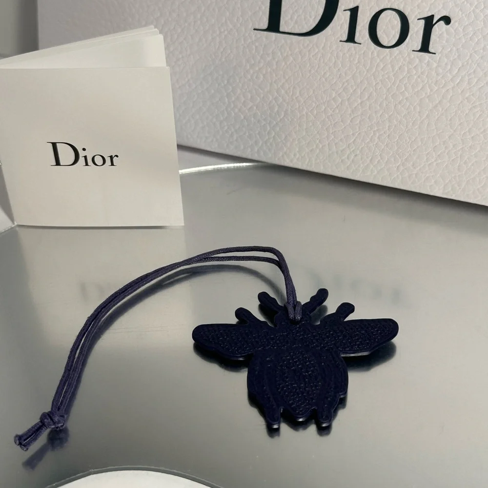 Christian Dior VIP Set of Three Limited Edition Leather Bag Charms - Picture 4 of 9